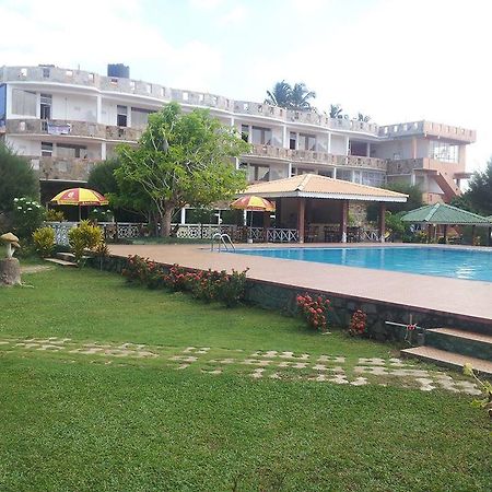 Chilaw City Hotel ネゴンボ エクステリア 写真
