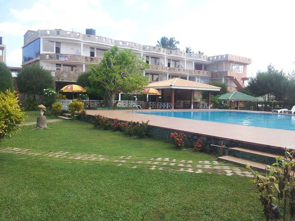 Chilaw City Hotel ネゴンボ エクステリア 写真